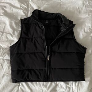 NWT SHEIN ZIPPER UP MINI CROPPED VEST BLACK SIZE SMALL (4)